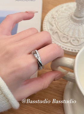 Basstudio高级感简约三环戒指冷淡风闪钻交叉女个性轻奢小众设计