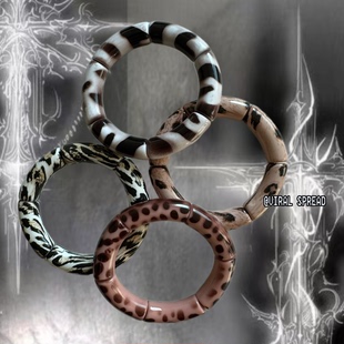 VIRAL SPREAD y2k复古废土风手链豹纹斑马波点古早民族风手镯
