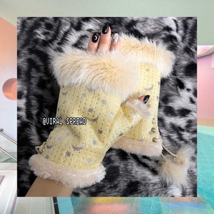 VIRAL SPREAD 星月神话y2k千禧辣妹鹅黄色星星月亮半指兔毛毛手套