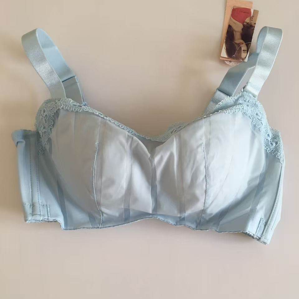 娅茜断码防走光抹胸小胸聚拢70B