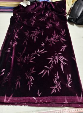 工厂剩余大块金丝绒红色数码布头