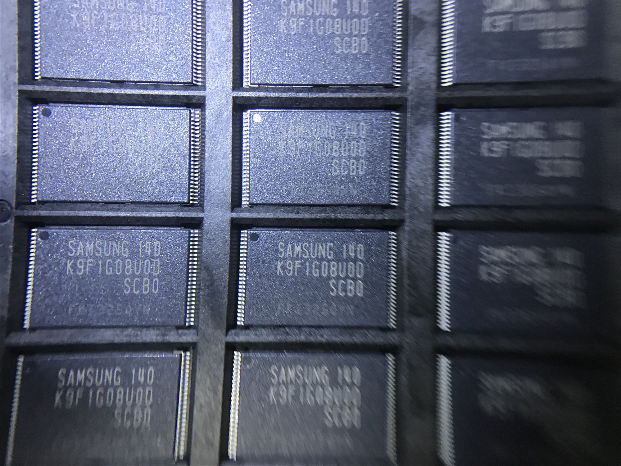 K9F1G08UOD-SCBO  K9F1G08 原装现货 实体自营 假一罚十