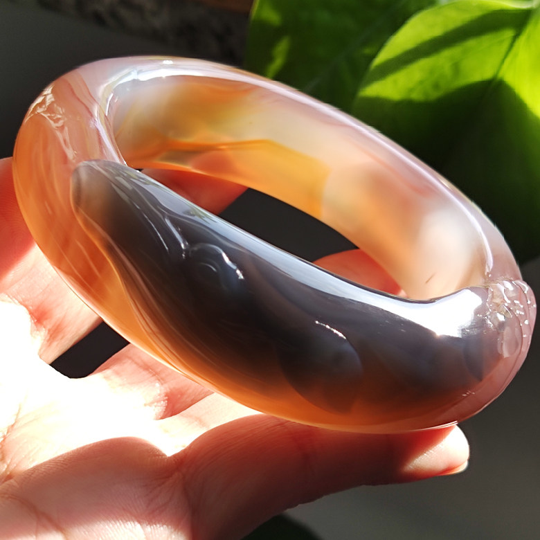 玛瑙印象 蓝鲸 纯天然巴西雕刻手镯 稀有蓝粉俏色 高工收藏级62