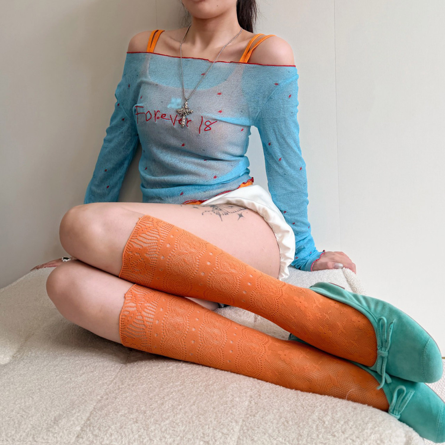 个性彩色中筒袜子女多巴胺甜美透气薄款夏季小腿袜花纹蕾丝堆堆袜