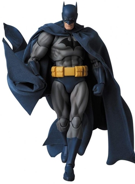 预售定金 Medicom 手办 MAFEX 105 蝙蝠侠 缄默 布鲁斯 韦恩 再版