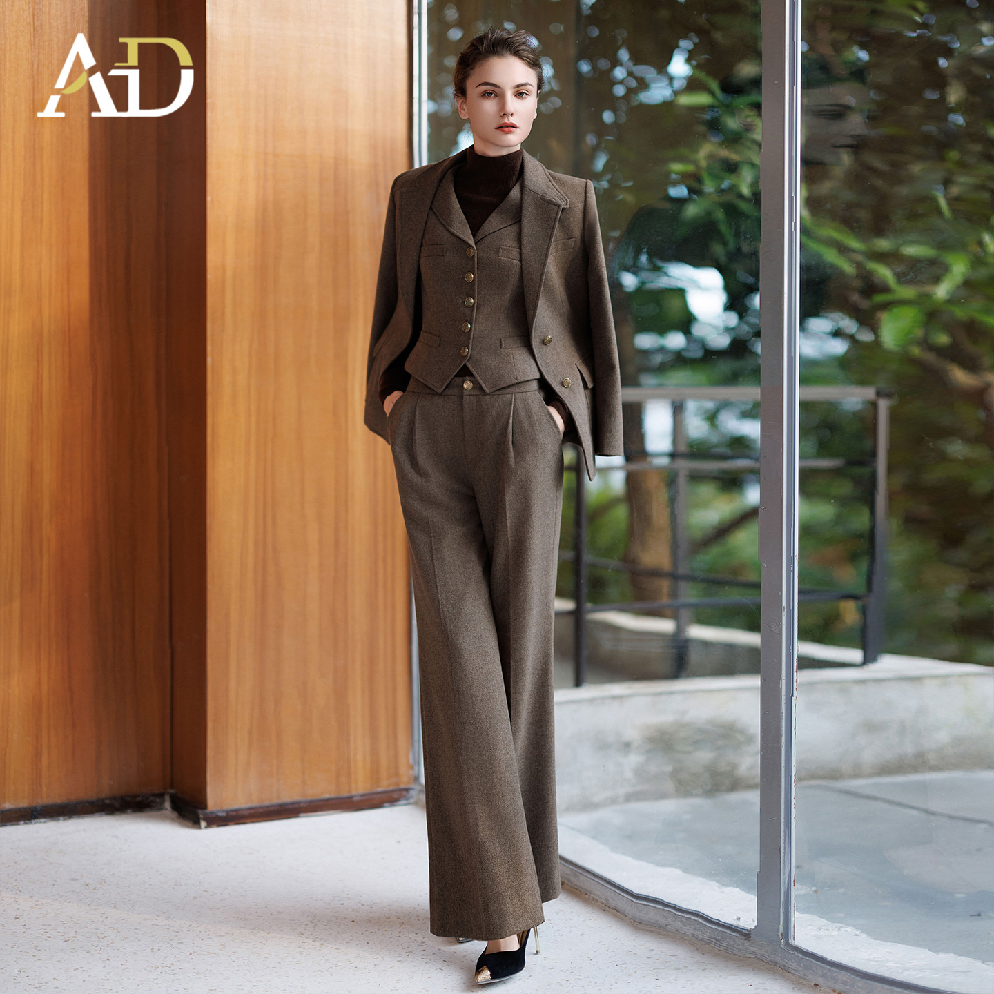 AD秋冬棕色羊毛西装套装女2025新款高级感毛呢外套时尚马甲三件套