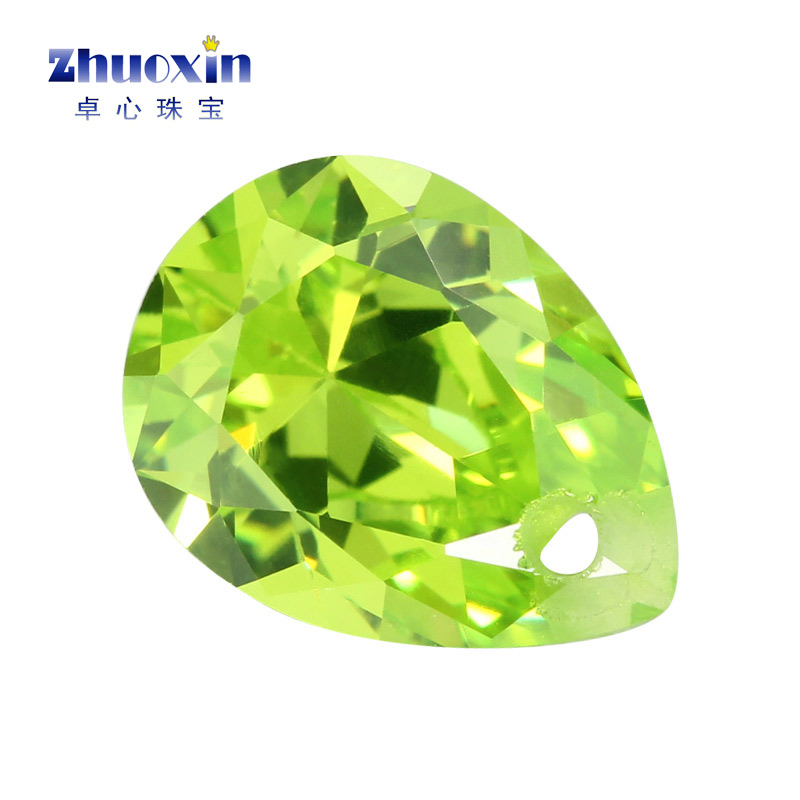 水滴形绿宝石镶嵌耳钉戒面