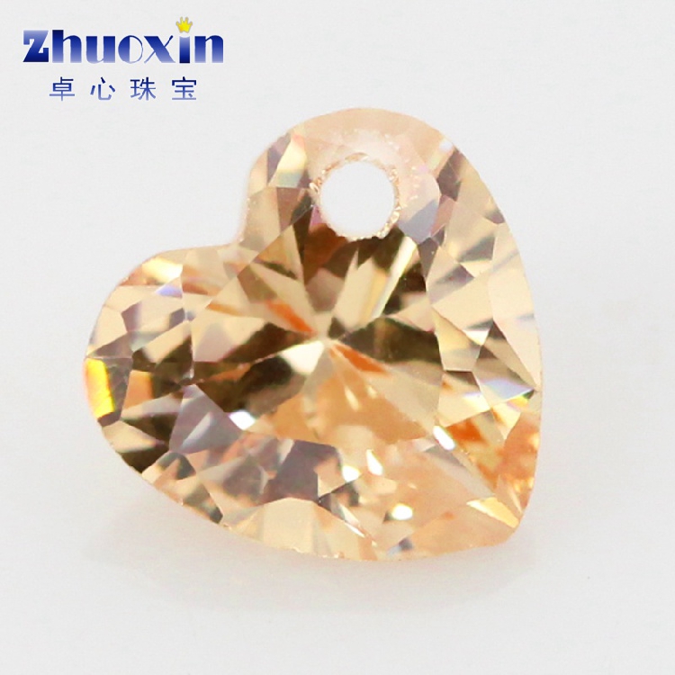 桃心形香槟色裸石耳夹美甲钻戒面