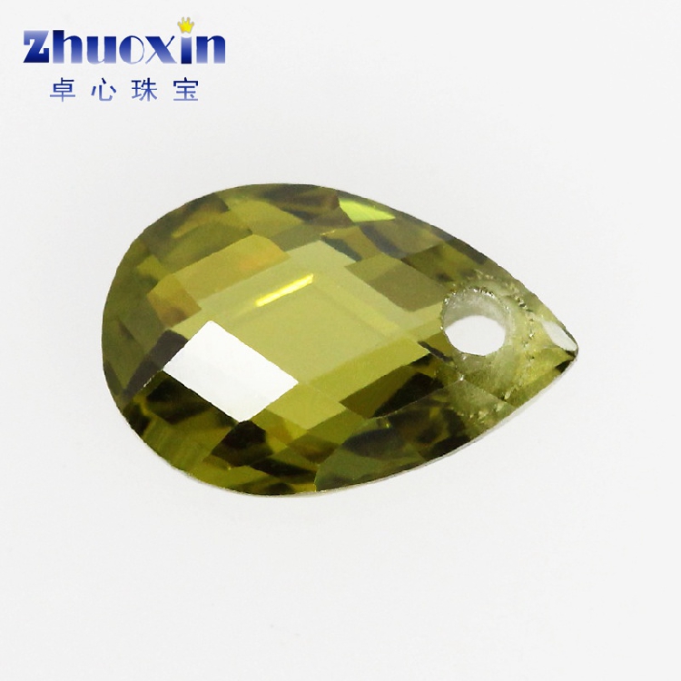 绿色水滴形皓石仿真钻