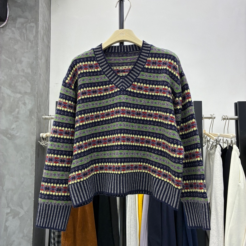 欧货25冬百搭V领长袖山羊绒针织衫女宽松显瘦绵羊毛打底毛衣91359