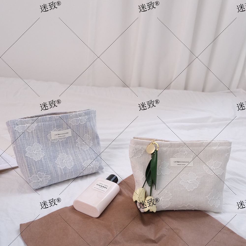 迷致蕾丝花朵小清新大容量化妆包