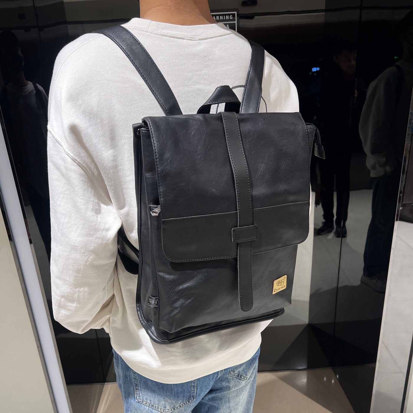 2026新品潮牌男士双肩包 日系青年商务简约休闲旅行背包 学生书包