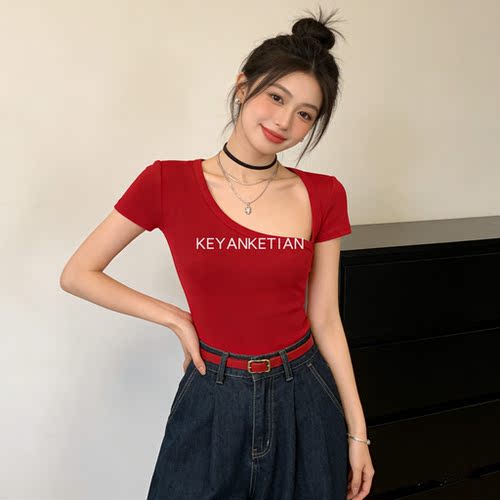 KEYANKETIAN 20103 性感斜领短袖T恤修身显瘦辣妹风短款tee女上衣