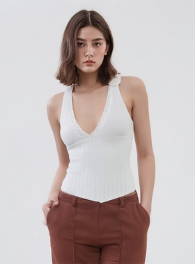 KEYANKETIAN 7208 美式辣妹挂脖设计性感露背针织打底小吊带背心