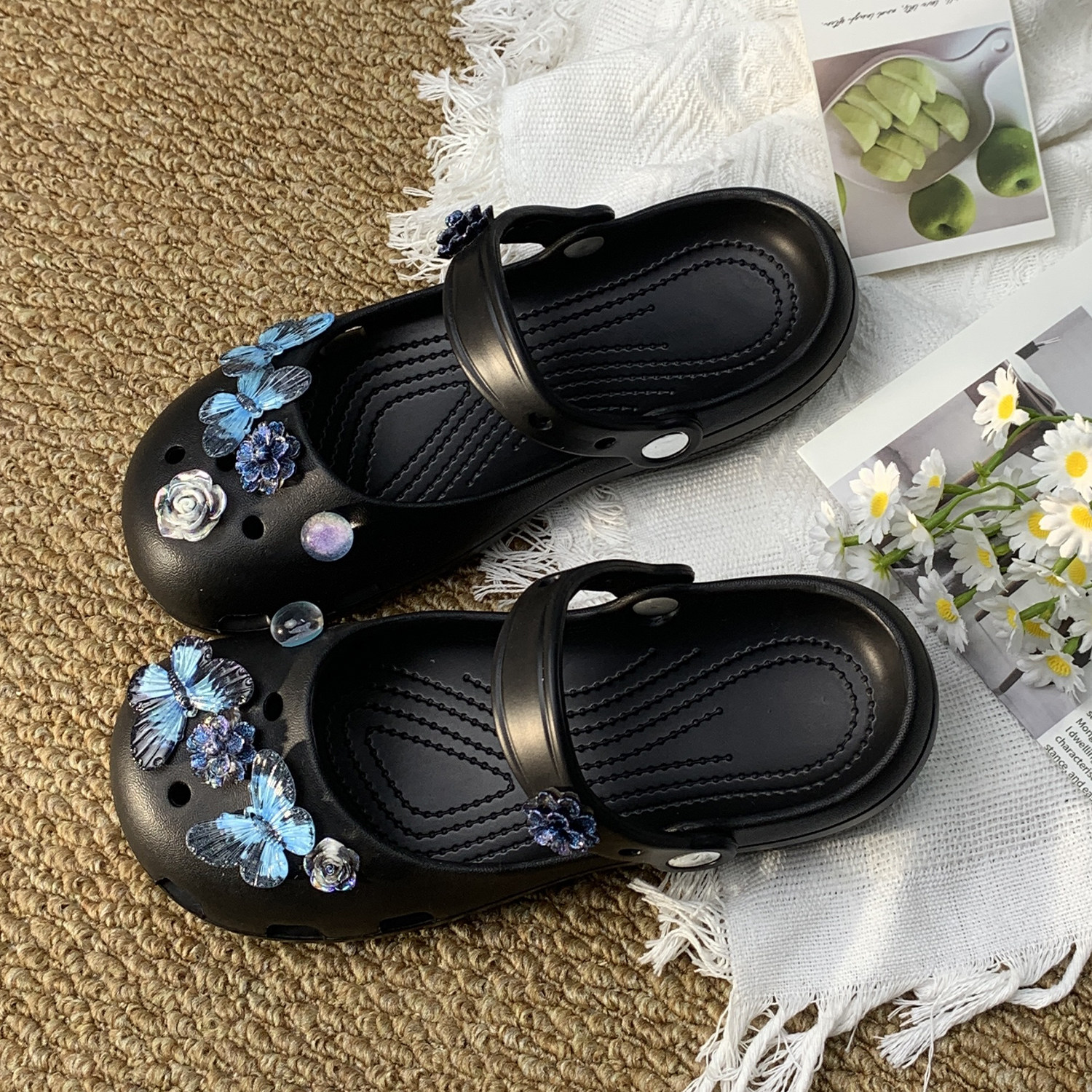 带钻蝴蝶芭蕾洞洞鞋夏春新款女时尚透气防滑外穿沙滩包头凉拖鞋