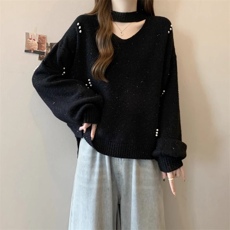 黑色钉珠挂脖V领毛衣女2025秋冬宽松显瘦小众百搭加厚针织衫上衣