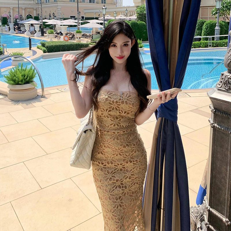 新款蕾丝钩花吊带连衣裙女小众设计轻奢高端精致生日party礼服