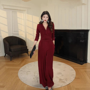 新款气质御姐风巨好看红色V领连体裤女秋冬高级感收腰显瘦长裤