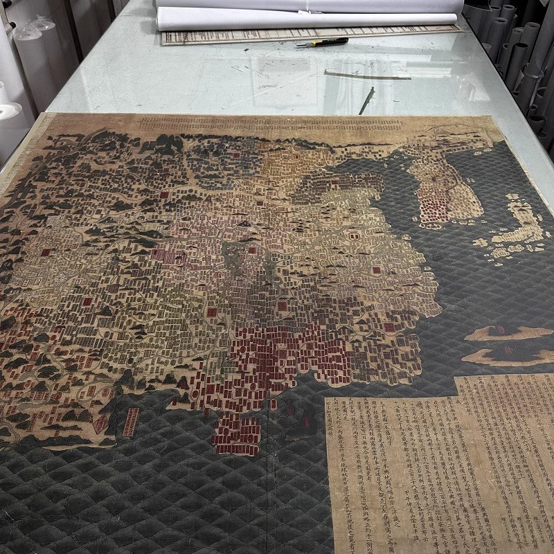 明代万历三十年绘制天下舆地图复古书画真迹微喷仿古装裱挂轴装饰