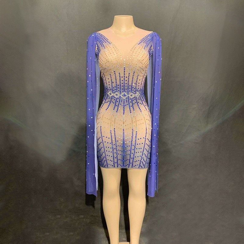 蓝色披风袖钻石礼服走秀晚装派对礼服设计感超长袖气质舞台表演服,商务/设计服务,礼品定制,淘宝优惠券,粉丝福利购,淘宝优惠卷