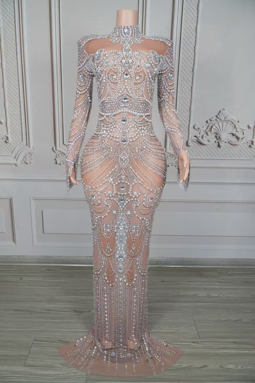 跨年晚礼服珍珠钻石性感裸色拖尾长裙生日年会礼服成人模特走秀服