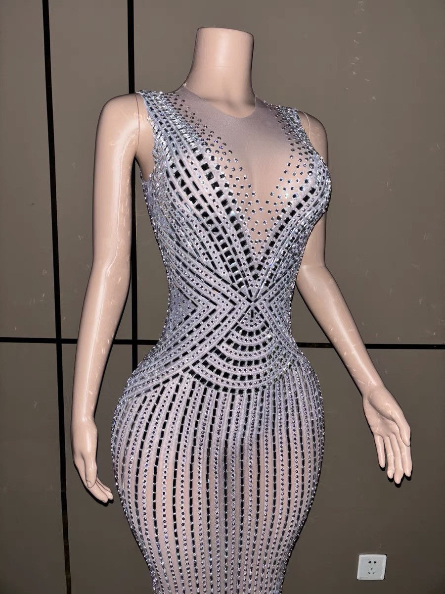 女歌手舞台演出服欧美时尚T台走秀性感礼服长裙水钻羽毛演出服