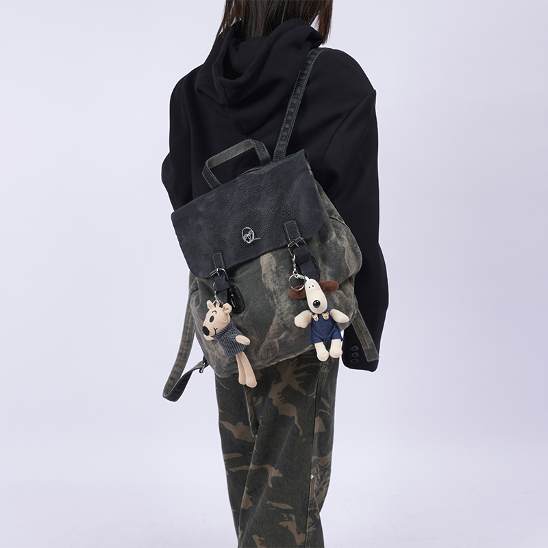 rebirth野生设定双肩废土通勤复古牛仔包真皮书包大容量拼接流浪