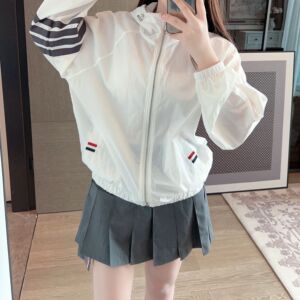 tb夏季新款四道杠薄款连帽防晒衣女开衫外套长袖宽松透气防晒服潮
