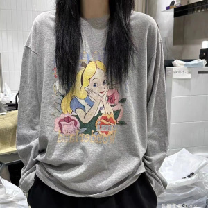 现VANTA韩国东大门代购2023秋款女卡通爱丽丝公主宽松圆领长袖T恤