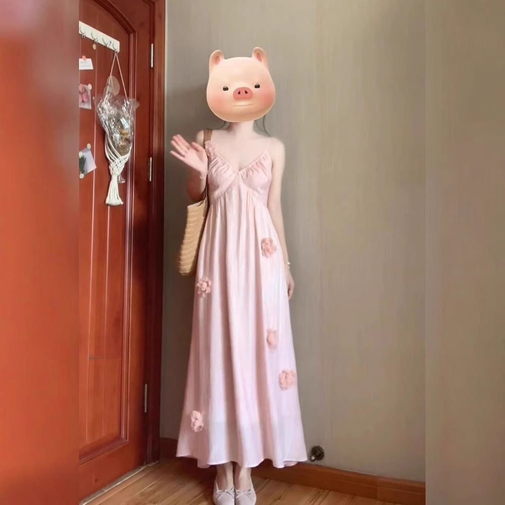 法式度假风粉色立体花朵吊带连衣裙夏季感甜美仙女沙滩长裙子