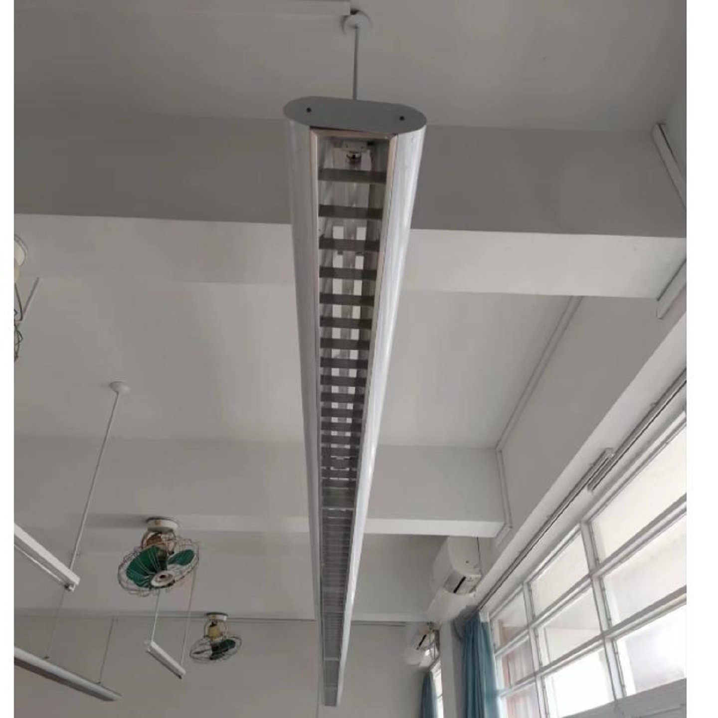 天花灯格栅灯ledt8t5带罩日光灯