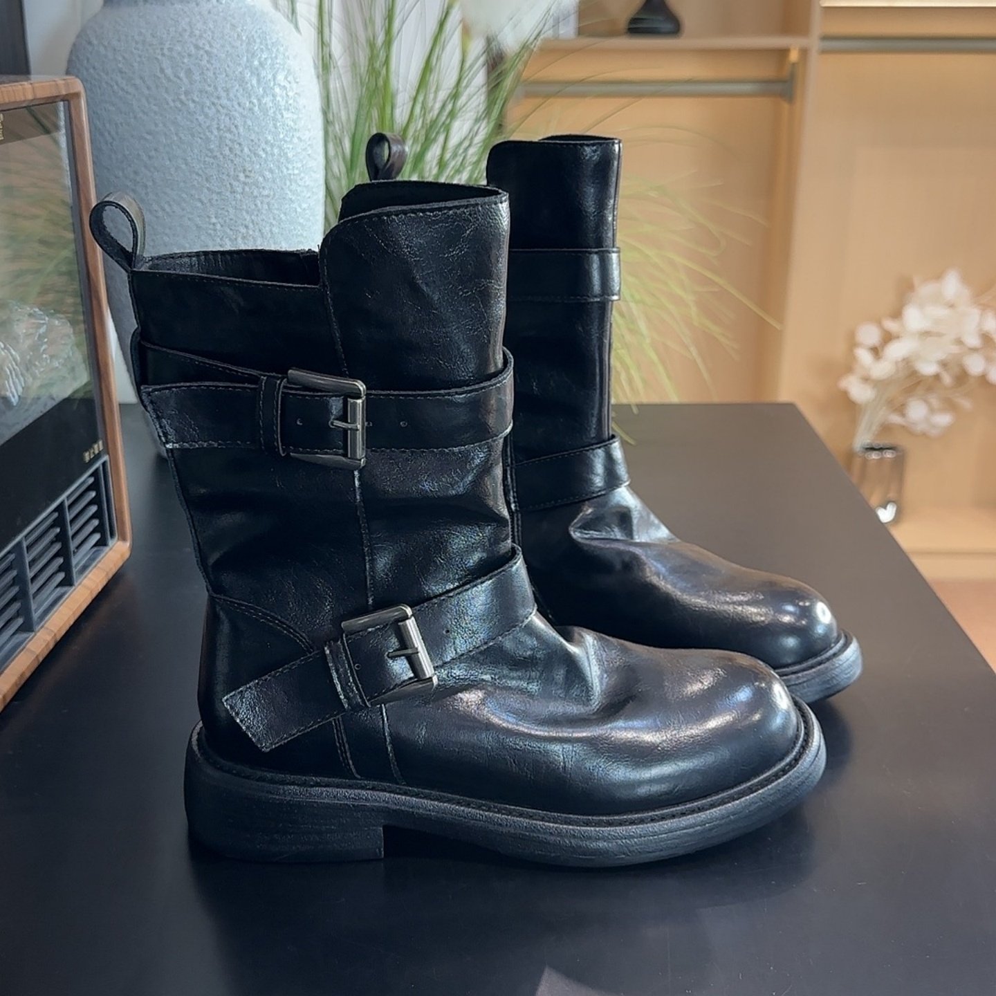 复古圆头皮带扣马丁靴女靴子短靴