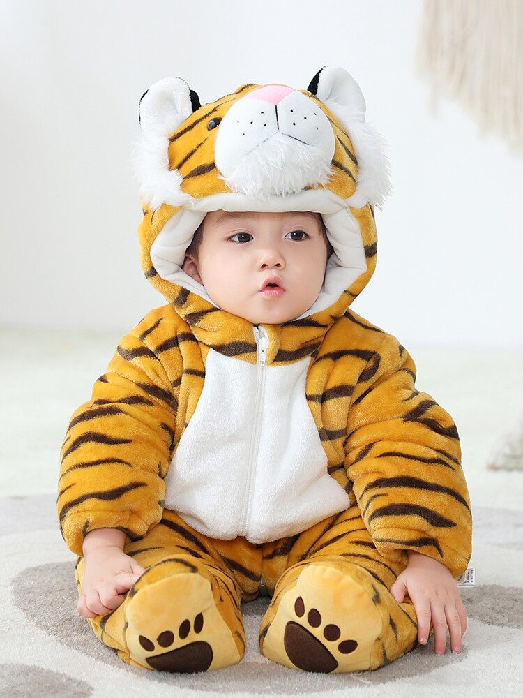 BABY ONE-PIECE WINTER CLOTHES BABY KICK-PROOF FLANNEL HOME WEAR TIGER PAJAMAS AUTUMN AND WINTER THICKENED OUTING HUGGING CLOTHES