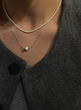 2025新款双层叠戴简约珍珠项链奢华优雅冷淡风小众设计银色蛇骨链