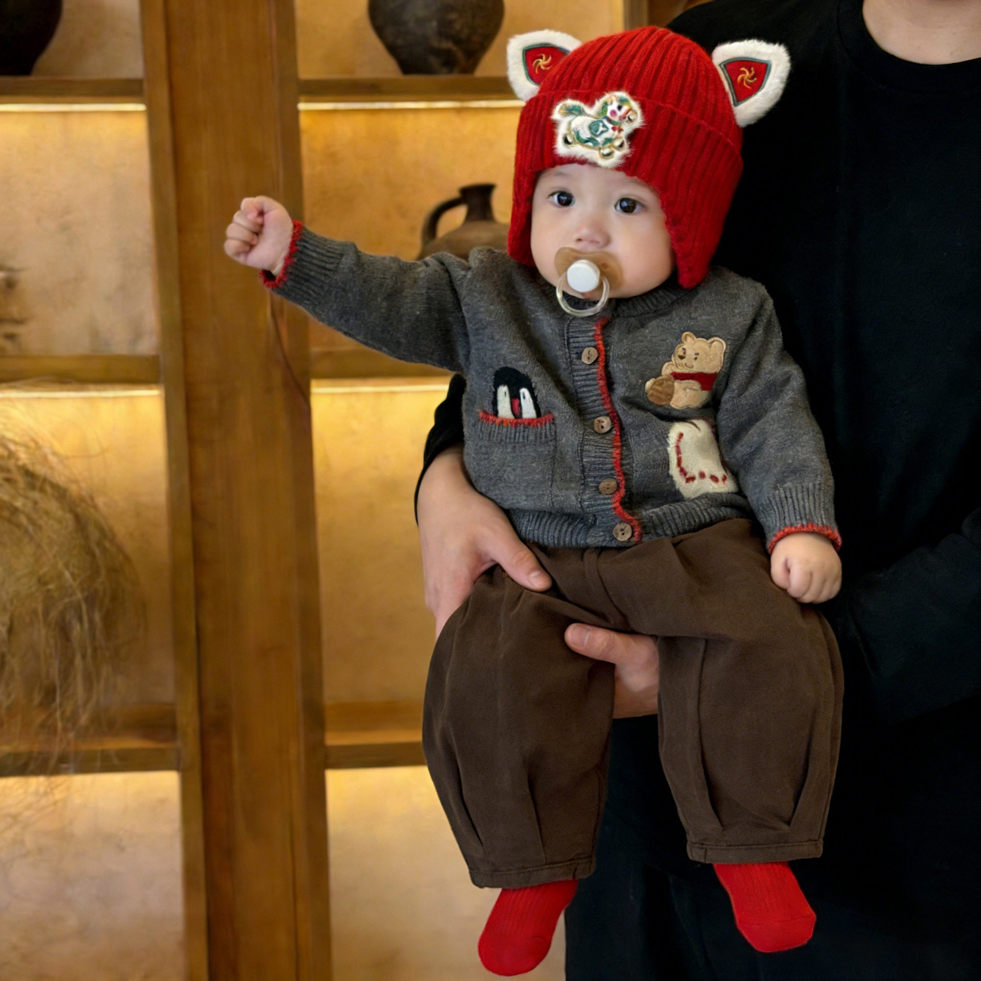 韩版婴儿衣服春秋装2026男童套装婴幼童洋气针织开衫宝宝毛衣外套