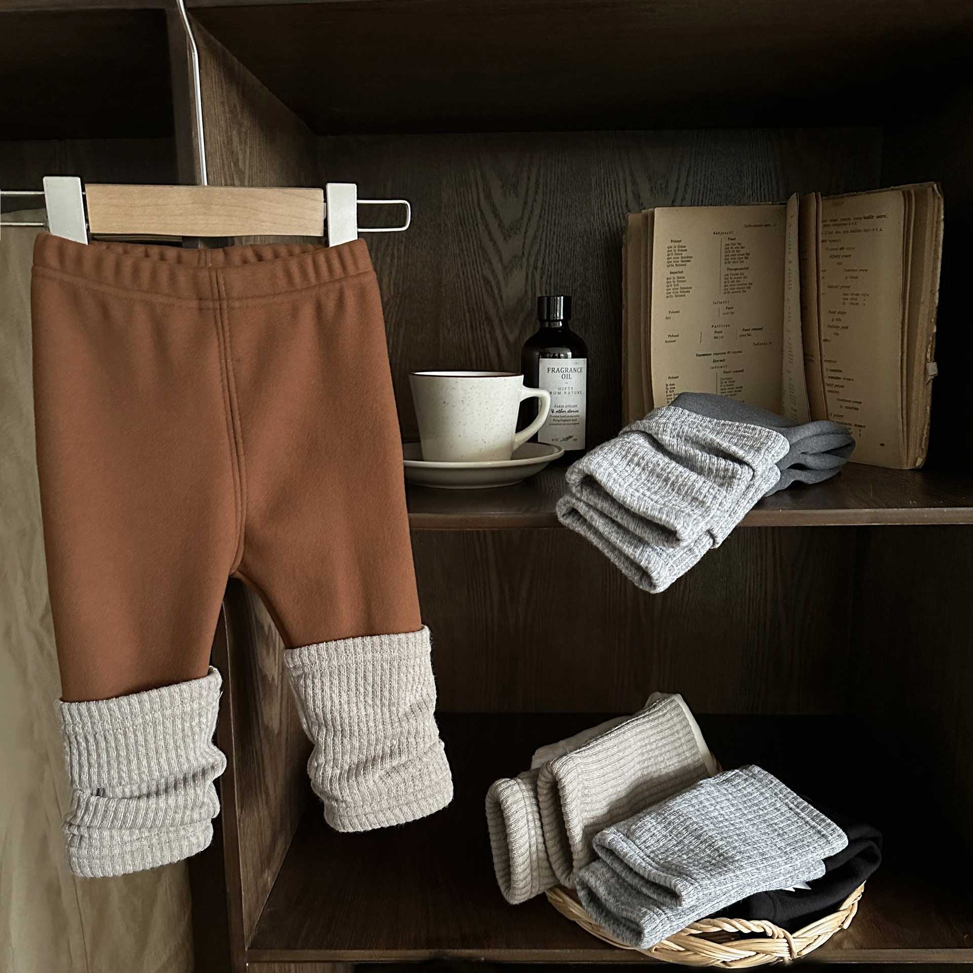 婴儿秋冬季裤子拼色加绒男女宝宝百搭打底裤小童加厚保暖洋气长裤