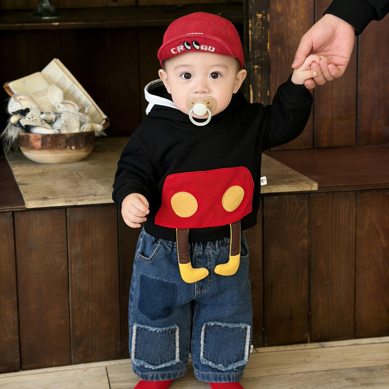 早春潮酷宝宝套装2026婴幼儿衣服秋季韩系可爱连帽卫衣休闲牛仔裤