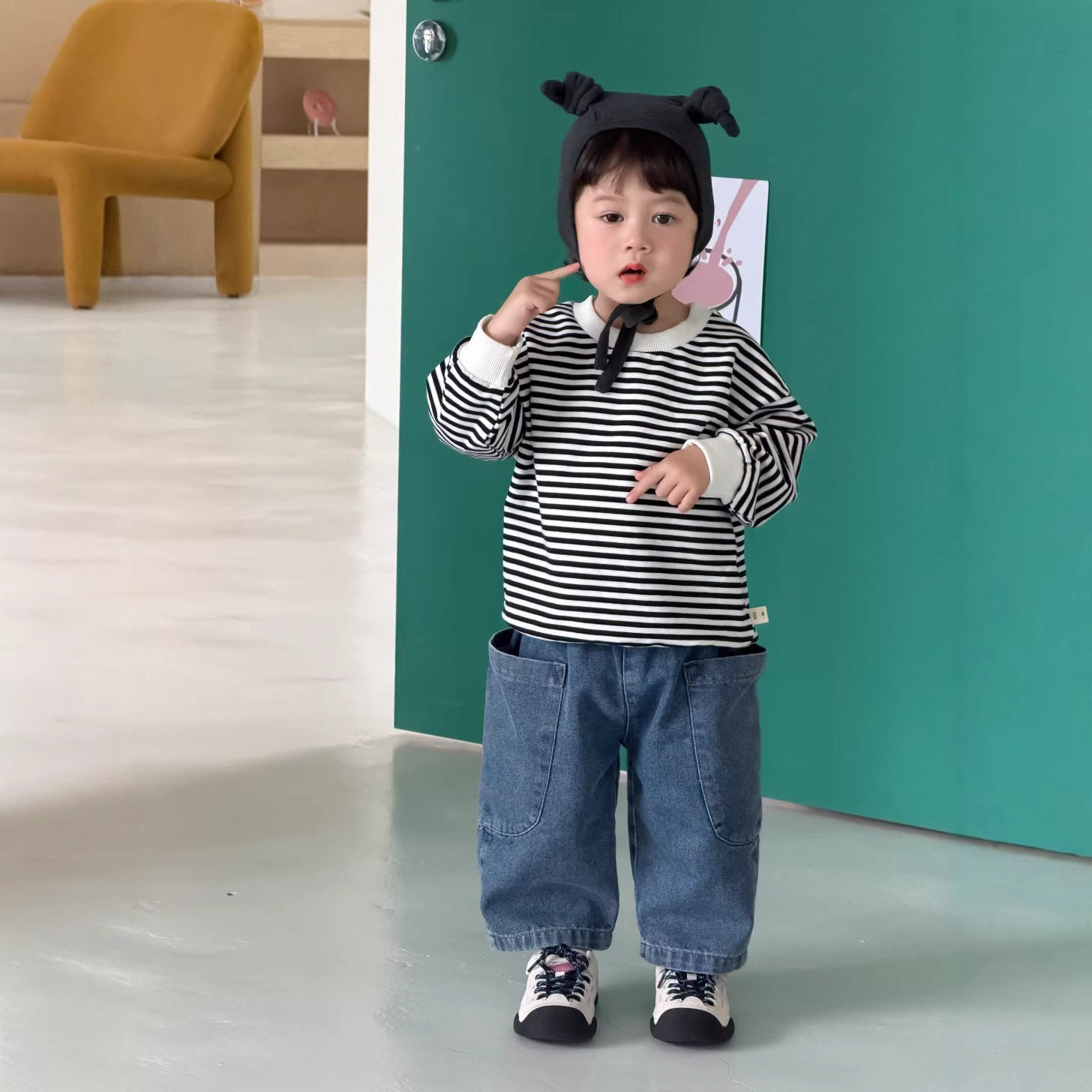 儿童春季服装韩版童装春款宝宝衣服2026新款男童条纹卫衣牛仔裤