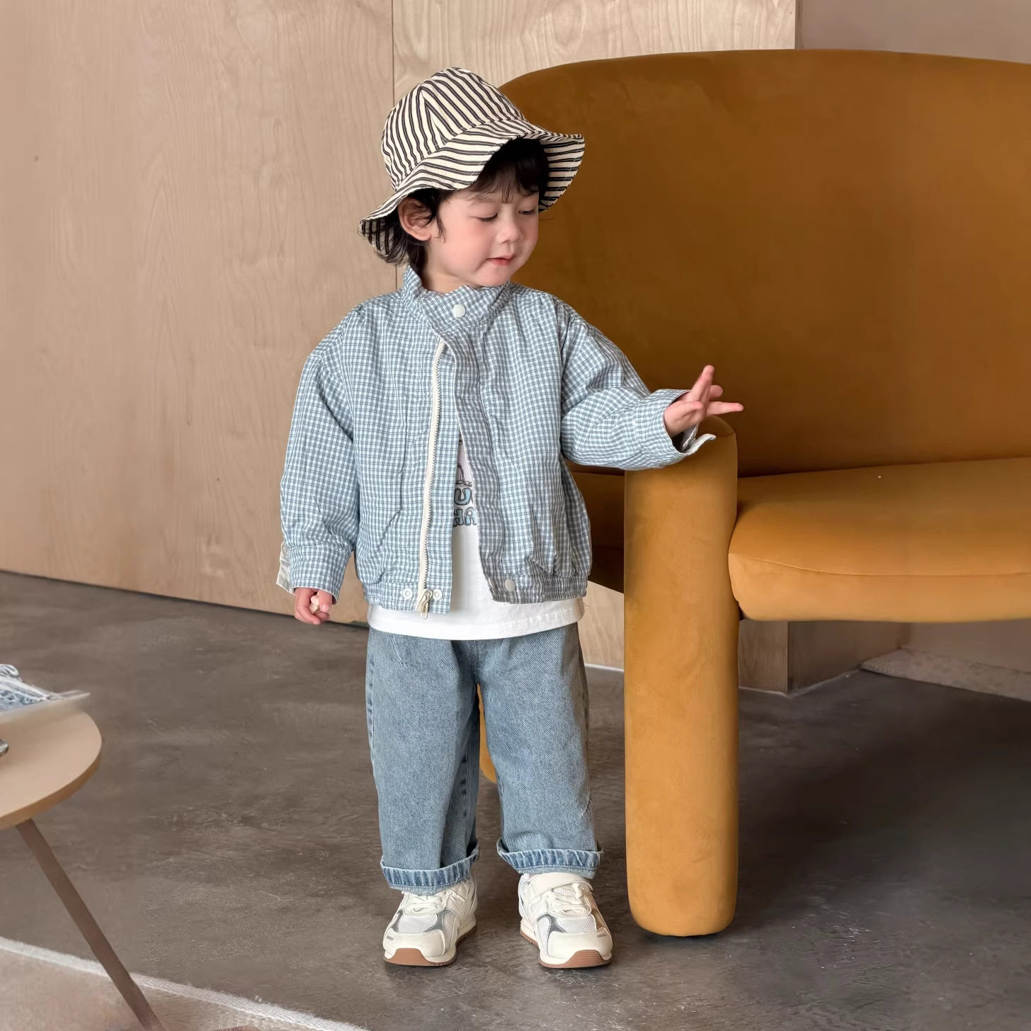 儿童衣服韩版春装宝宝春装2026韩版童装男童格子外套牛仔裤套装