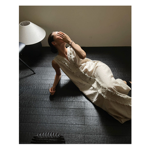 Kalman | 温柔感拉满!亚麻长裙邂逅诗意时光V领流苏勾勒慵懒