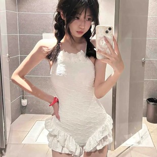 2025新款 連體泳衣女小胸聚攏遮肚顯瘦海邊度假泡溫泉 黑色時(shí)尚