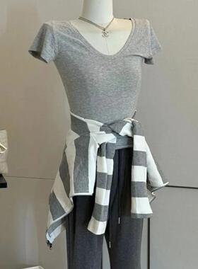 纯欲又百搭～韩版灰色V领简约修身短袖T恤基础款打底衫上衣夏季