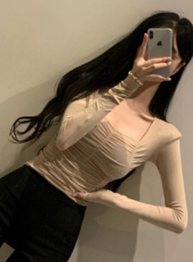 韩国代购正品 QF710小性感捏褶显胸 法式方领温柔米色长袖T恤女ik