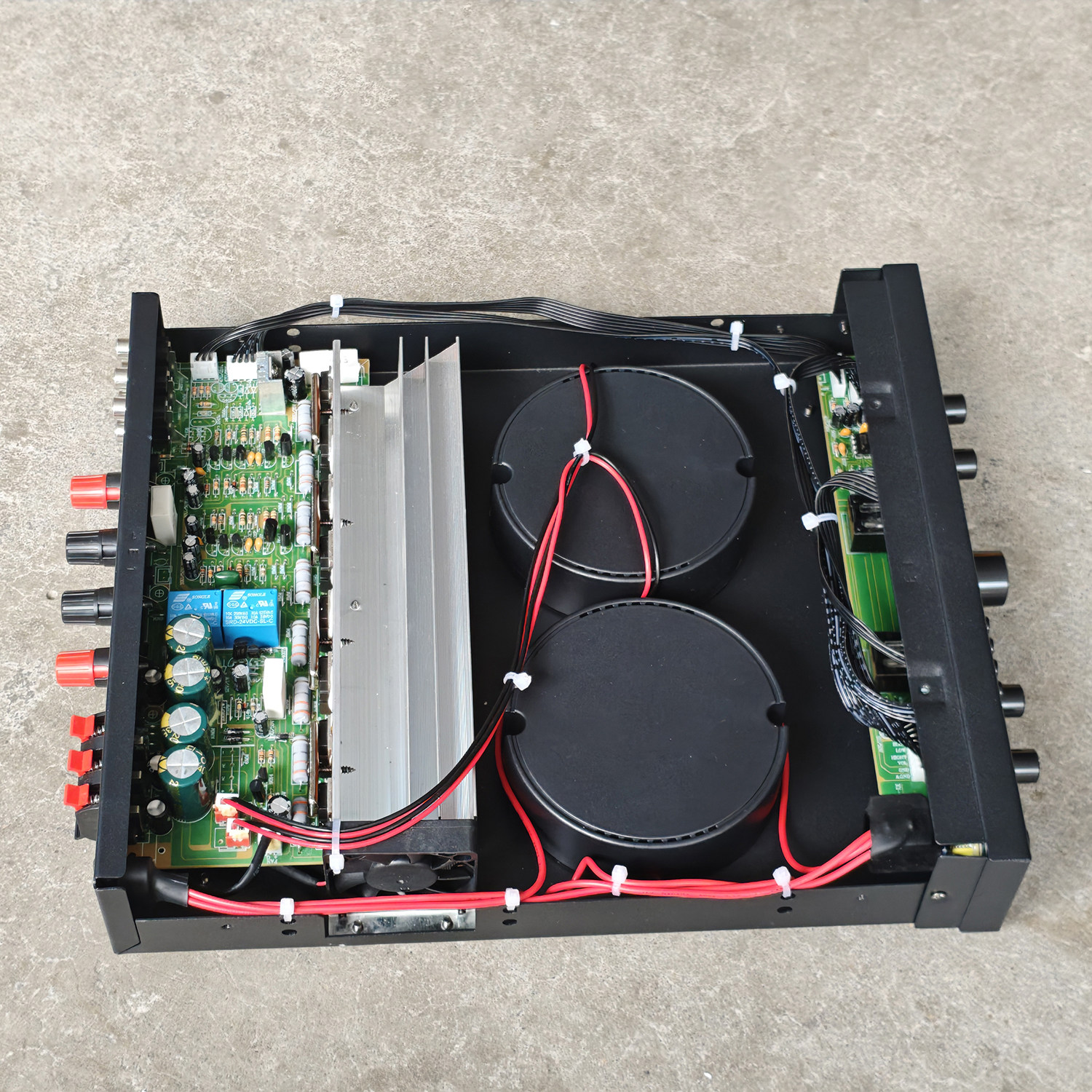 500W220v音响功放环牛4管推动大功率专业功放机卡拉OK家用功放机