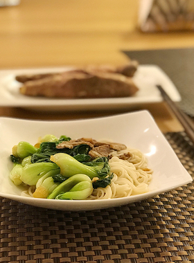 微瑕疵出口欧洲9.5寸纯白骨瓷45%进口骨粉方形汤盘意面盘沙拉餐