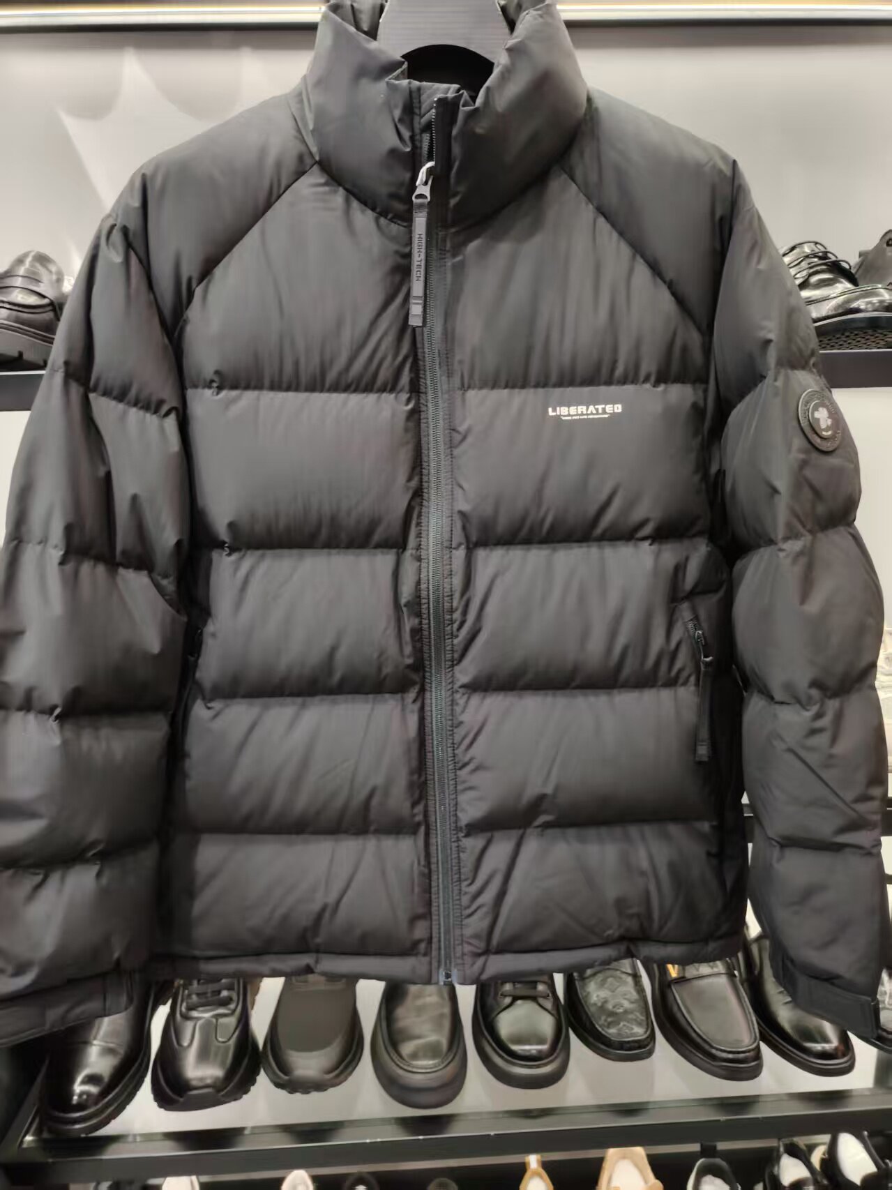 百成汇2026新款冬装男士立领羽绒服外套羽绒服年轻羽绒服简单款