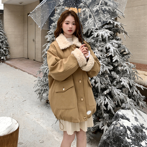 新款     新标90绒羽绒拼接派克服   9209p265k398图片