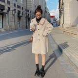 米白色
