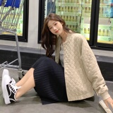 现货秋装航线格子薄棉外套057-5868-P135K198，女装短外套，唯尔萱