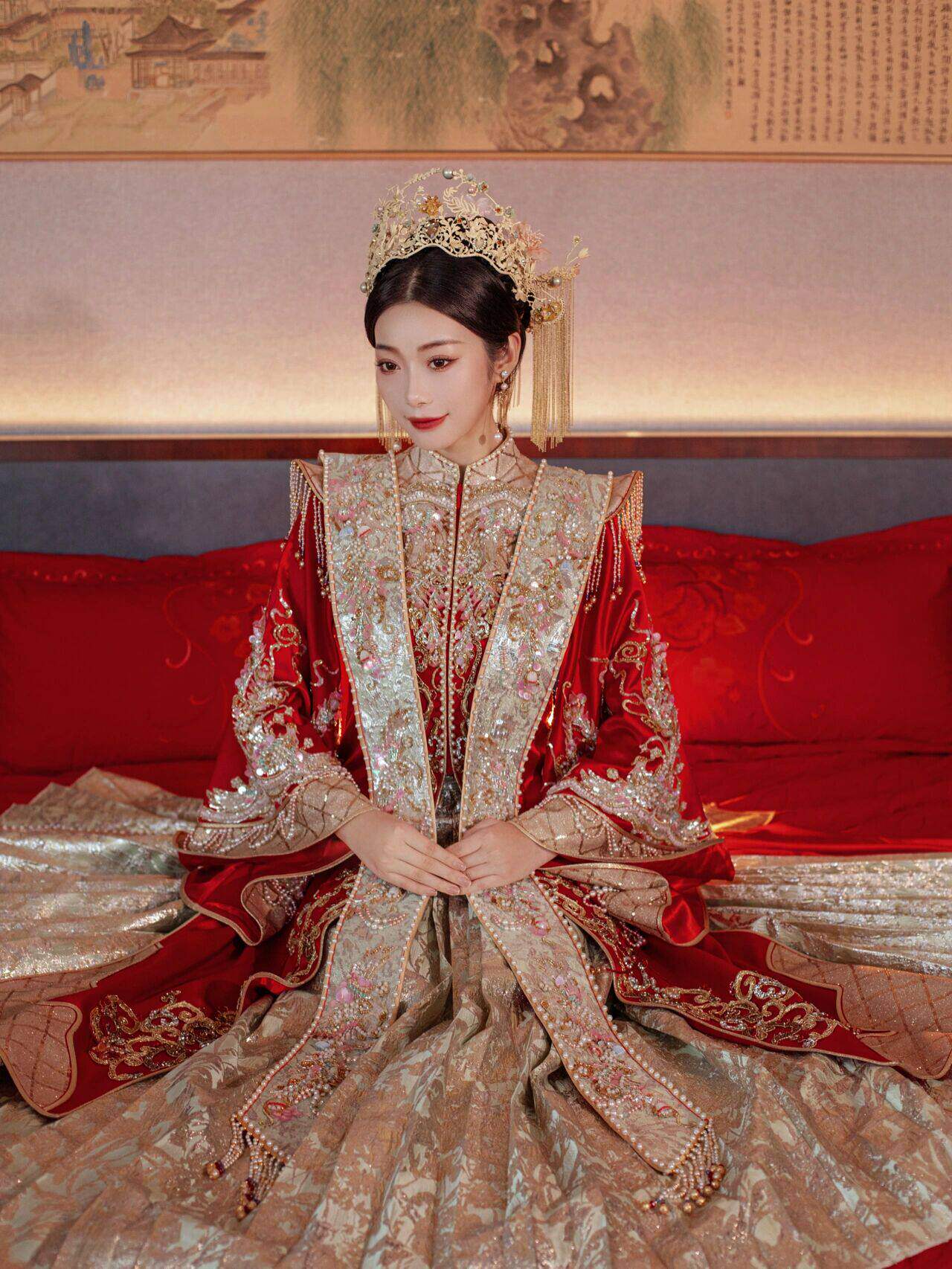 出租定制金宝夏季款高定新款中式嫁衣汉服婚服明制凤冠霞帔礼服